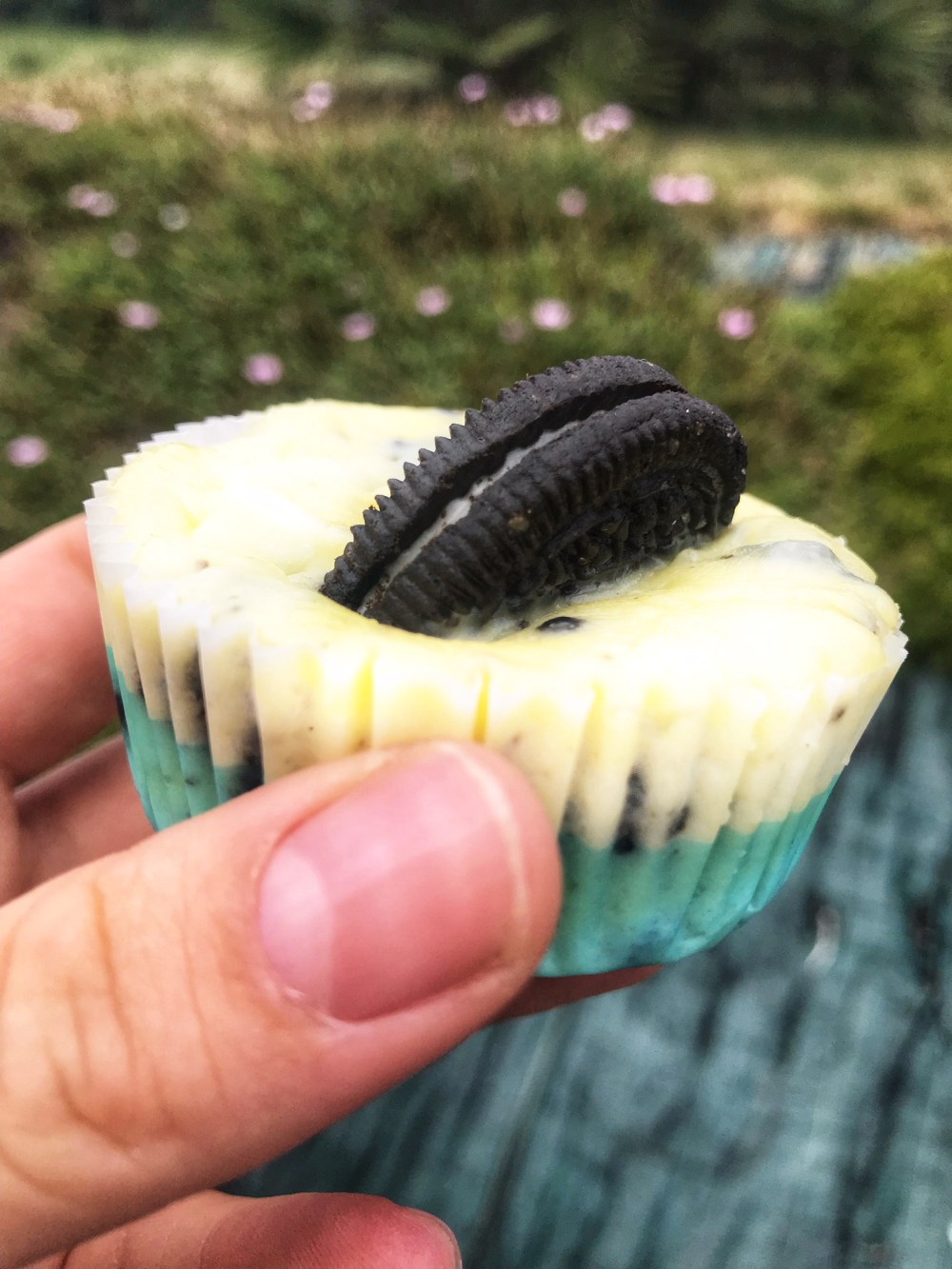 mini oreo cheesecake cupcakes1