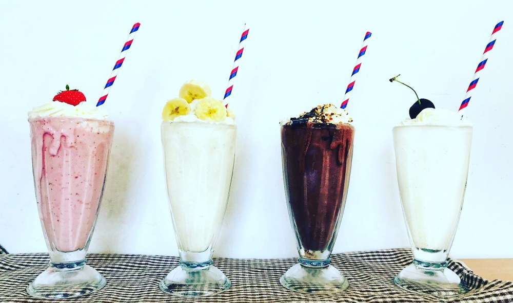 milkshakes fraise banane chocolat vanille