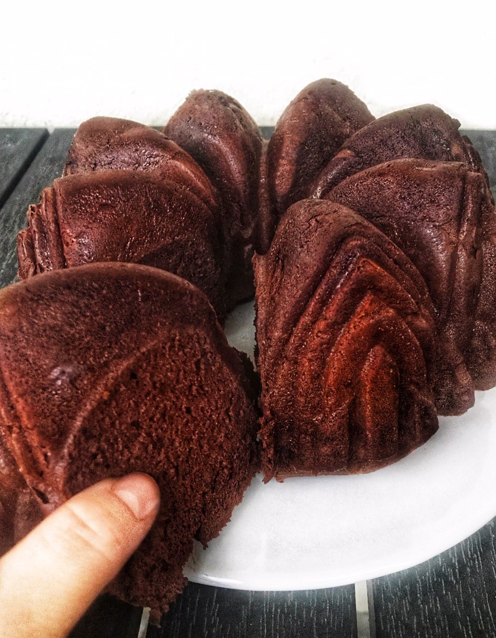 chocolate angel food cake8