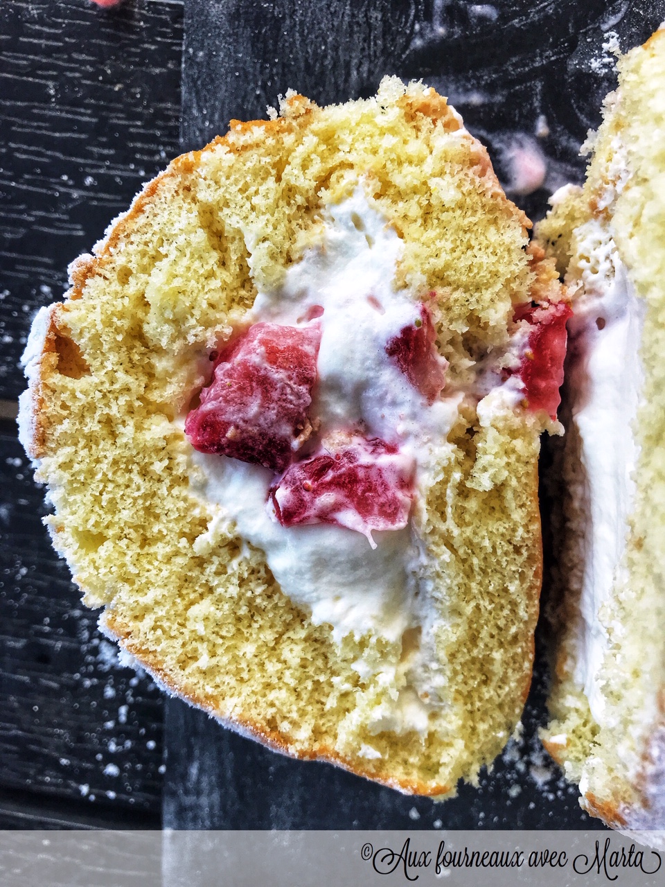 gateau roulé fraises chantilly9